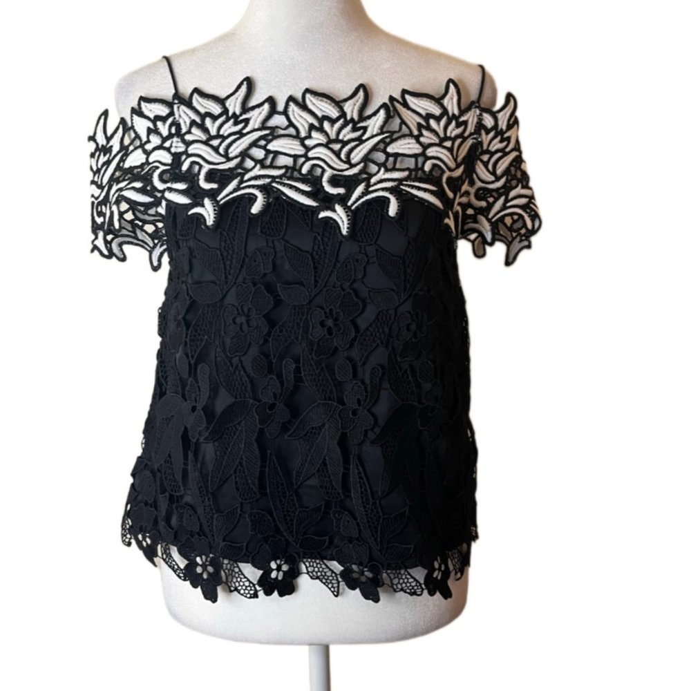 Topshop Black & White Floral Lace Cold Shoulder / Spaghetti straps  Top  Size 2 - Picture 3 of 14